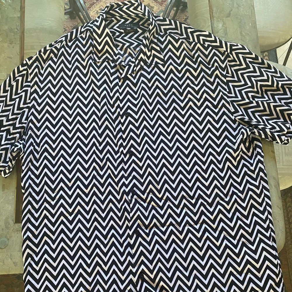 Zara- Relaxed Fit Short Sleeve Shirt